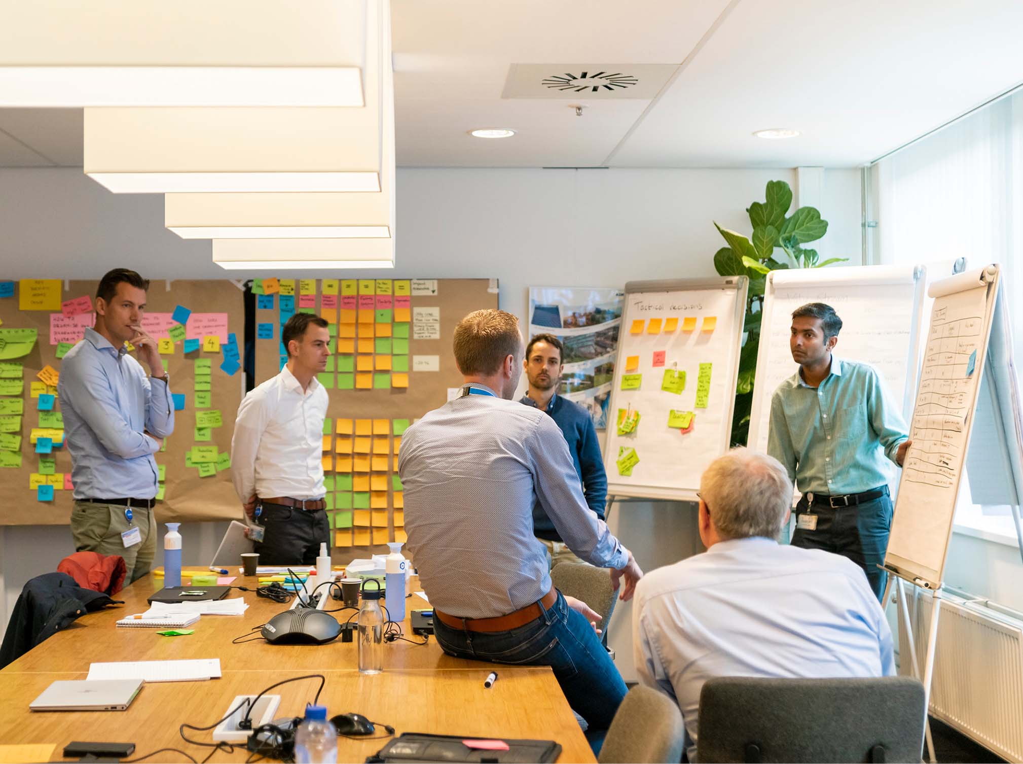 asml-20221231_g132.jpg