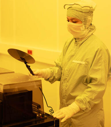 ASML_Strat-report_Our-business_Our-products-and-services-Cont_Img-2_v1.jpg