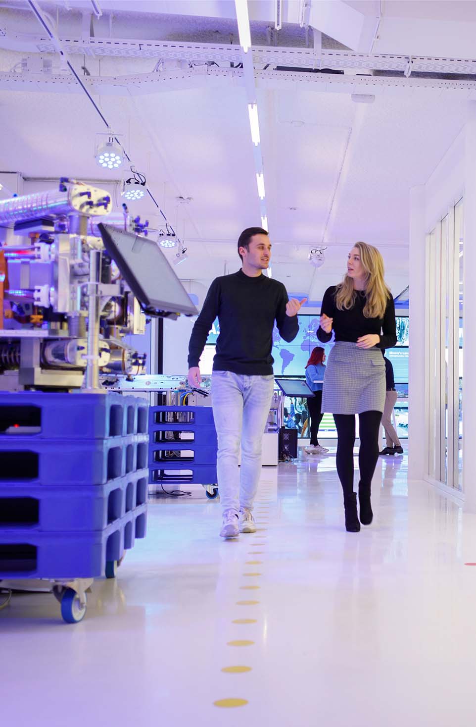 asml-20221231_g48.jpg