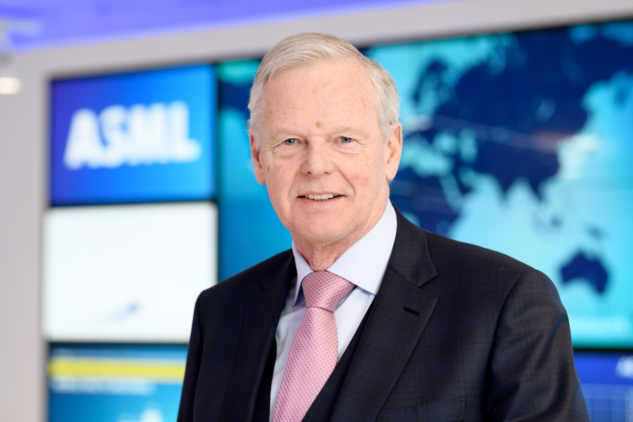 asml-20201231_g62.jpg