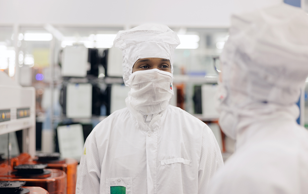 ASML_GMF_people_water_sorter.jpg