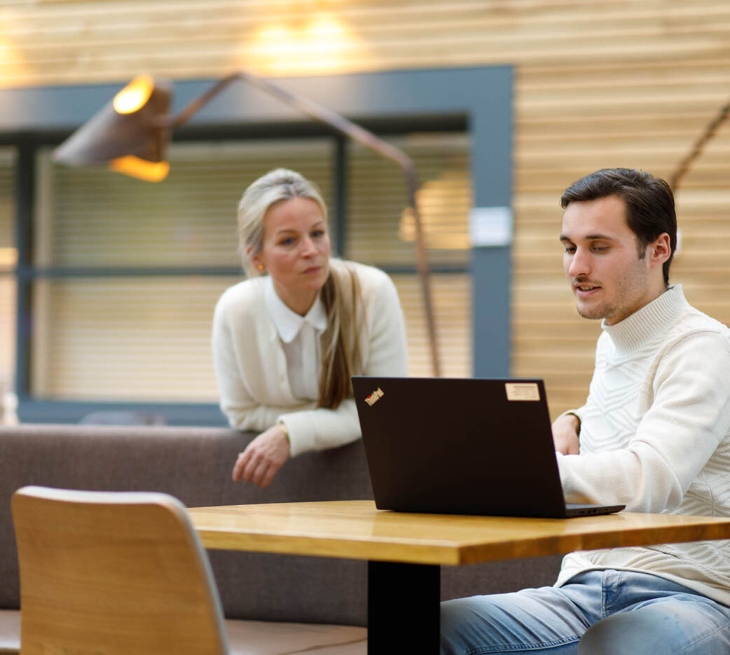 ASML_Financial-reporting-and-audit_Image2.jpg