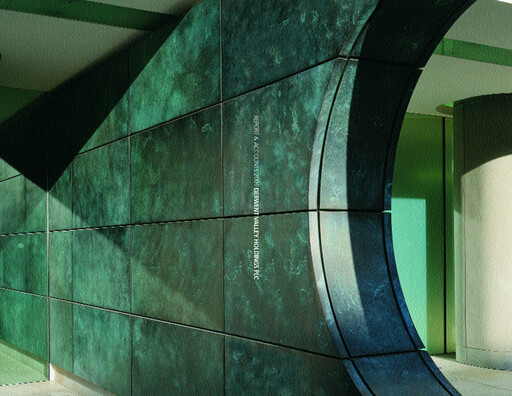 Vorschaubild Derwent London Jahresbericht 2001